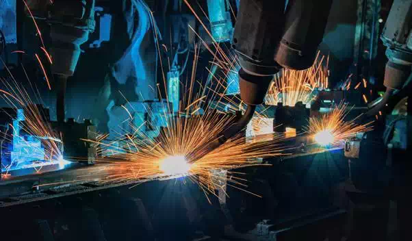 4 Extreme Application Environments Today’s Industrial Robots are Automating