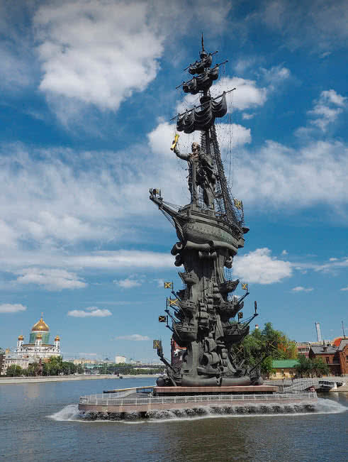 peter the great statue